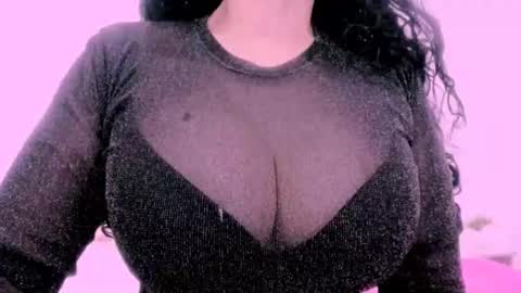 Snapshot of 00valeriasexxx chatting on 25, 10, 2025 Valeria online show from 25, 10, 2025