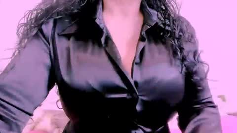 Snapshot of 00valeriasexxx chatting on 8, 11, 2025 Valeria online show from 8, 11, 2025