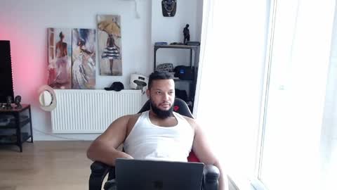 Snapshot of 0_kingsley chatting on 13, 5, 2026 Kingsley online show from 13, 5, 2026