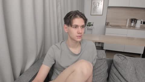 Adam online show from 8, 10, 2025