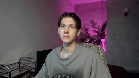 Adam online show from 4, 11, 2025