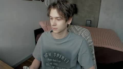 Snapshot of 0verlandd chatting on 17, 4, 2026 Adam online show from 17, 4, 2026