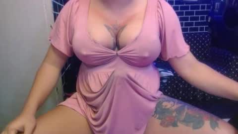 Snapshot of 11inchmonstercock4u chatting on 7, 1, 2026 i am trixie im Your Selfsucking Mistress online show from 7, 1, 2026