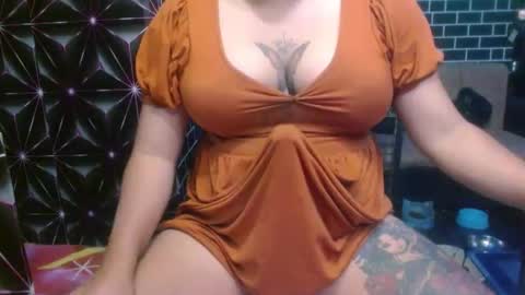  i am trixie im Your Selfsucking Mistress  online show from 9, 4, 2026