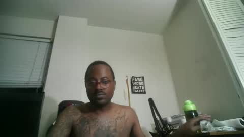 Snapshot of 11inchtattedtrinibad chatting on 14, 9, 2025 11inchtattedtrinibad online show from 14, 9, 2025