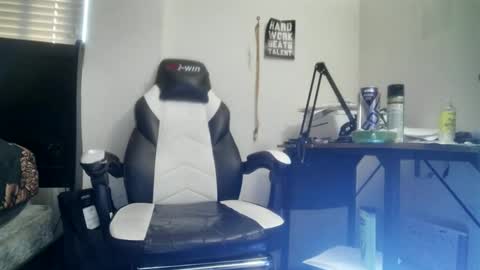 Snapshot of 11inchtattedtrinibad chatting on 11, 11, 2025 11inchtattedtrinibad online show from 11, 11, 2025