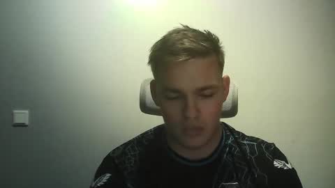 Snapshot of 12curty chatting on 25, 9, 2025 12curty online show from 25, 9, 2025