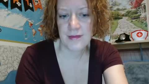 12ennie online show from 8, 11, 2025