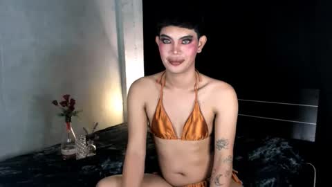 Snapshot of 12inchhugeselfsucker chatting on 5, 1, 2025 Leren online show from 5, 1, 2025