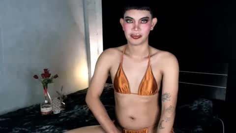 Snapshot of 12inchhugeselfsucker chatting on 12, 1, 2025 Leren online show from 12, 1, 2025