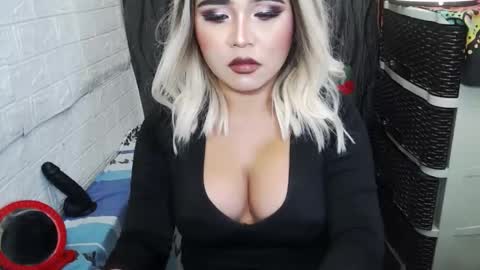 sexy kia online show from 3, 10, 2025