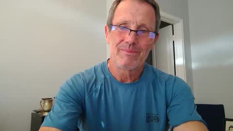 13glanmorfa online show from 13, 11, 2025