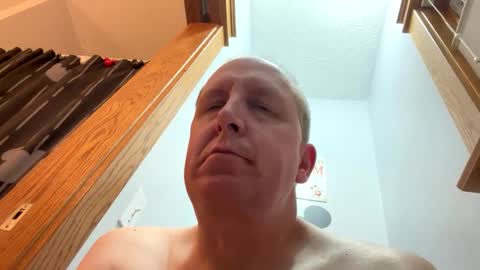 Snapshot of 16510 chatting on 2, 10, 2025 16510 online show from 2, 10, 2025