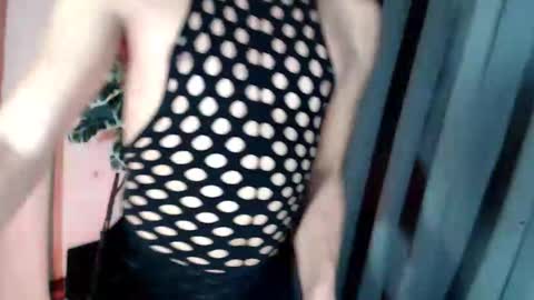 Snapshot of 18_nicole chatting on 1, 5, 2026 barbie online show from 1, 5, 2026