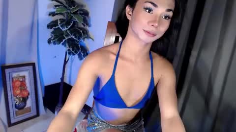 Snapshot of 18_nicole chatting on 15, 5, 2026 barbie online show from 15, 5, 2026