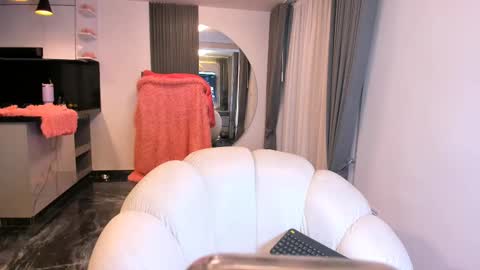 Snapshot of 1bonnie chatting on 25, 2, 2025 Hello soy bonnie online show from 25, 2, 2025