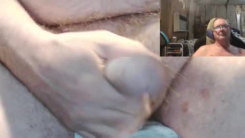 Snapshot of 1isallineed chatting on 27, 11, 2025 Pussy Slayer online show from 27, 11, 2025