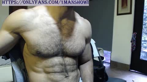 Snapshot of 1manshow11 chatting on 3, 3, 2025 1manshow11 online show from 3, 3, 2025