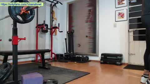 Snapshot of 1manshow11 chatting on 4, 3, 2026 1manshow11 online show from 4, 3, 2026