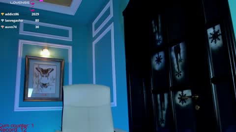 Moona  online show from 29, 12, 2024