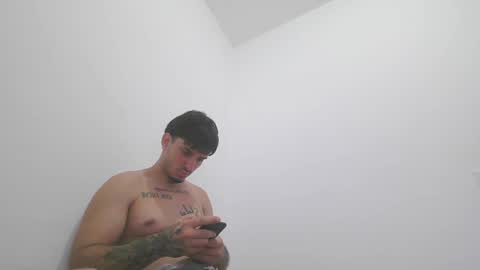 Snapshot of 1sensual chatting on 22, 12, 2024 1sensual online show from 22, 12, 2024