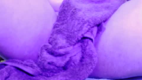 Snapshot of 1tallhispanic13 chatting on 11, 9, 2025 1tallhispanic13 online show from 11, 9, 2025