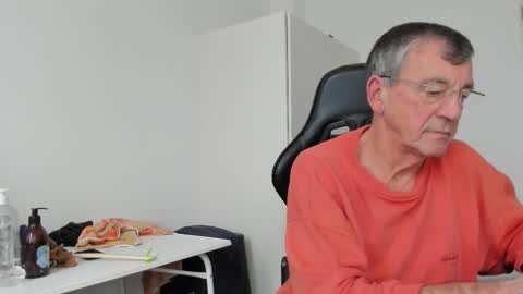 Henk online show from 1, 12, 2025