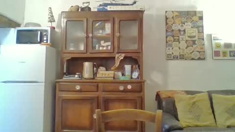 22esserre online show from 1, 12, 2025