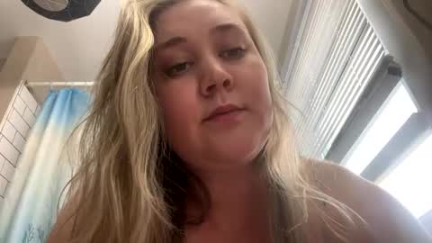 22thickfatpussy online show from 21, 2, 2026