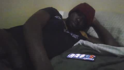 Snapshot of 242doggy242 chatting on 30, 10, 2025 420 Bbc online show from 30, 10, 2025