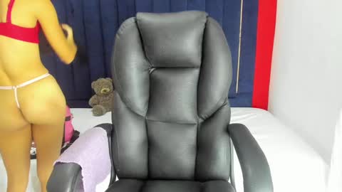 Isabella online show from 15, 2, 2025