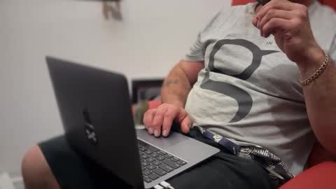 Snapshot of 2addictivelyhorny chatting on 9, 3, 2025 Jake n Judy online show from 9, 3, 2025