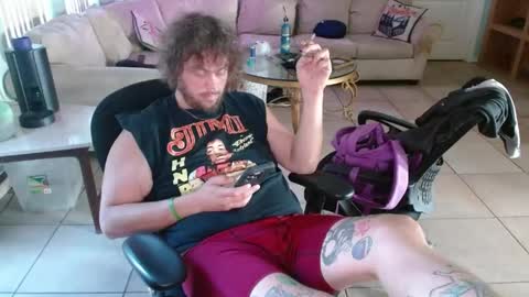 Snapshot of 2dirtyhillbillies chatting on 18, 5, 2026 ThrillBilly online show from 18, 5, 2026