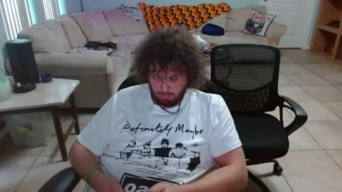 Snapshot of 2dirtyhillbillies chatting on 19, 5, 2026 ThrillBilly online show from 19, 5, 2026