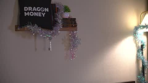 Snapshot of 2girls_1dream chatting on 15, 1, 2026 Elley online show from 15, 1, 2026