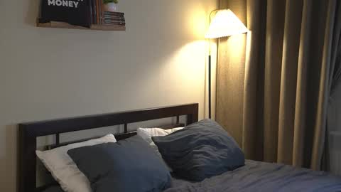 Elley  online show from 23, 3, 2026