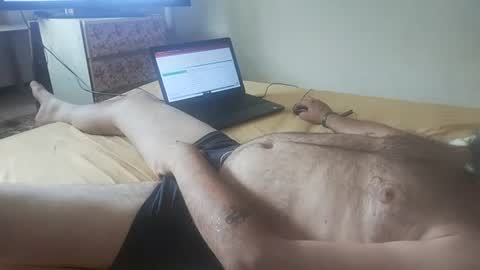 Snapshot of 2hard2handleme chatting on 27, 6, 2026 2hard2handleme online show from 27, 6, 2026