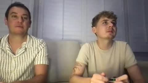 Snapshot of 2hungboys chatting on 12, 7, 2026 Roommates online show from 12, 7, 2026