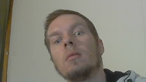 Snapshot of 2small4you83 chatting on 19, 12, 2024 2small4you83 online show from 19, 12, 2024