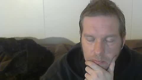 Snapshot of 2small4you83 chatting on 4, 1, 2025 2small4you83 online show from 4, 1, 2025