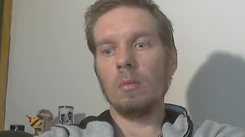 Snapshot of 2small4you83 chatting on 12, 1, 2025 2small4you83 online show from 12, 1, 2025