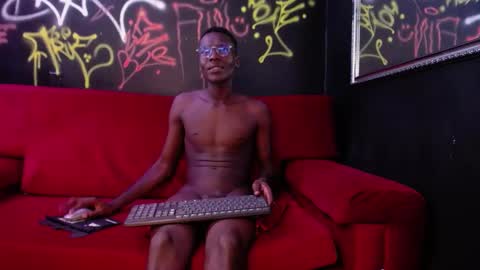 Snapshot of 3decorazon chatting on 5, 12, 2024 3decorazon online show from 5, 12, 2024