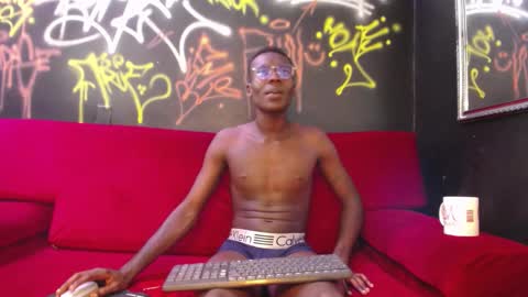 Snapshot of 3decorazon chatting on 12, 12, 2024 3decorazon online show from 12, 12, 2024