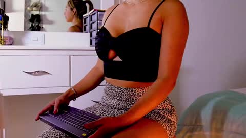 Snapshot of 3kam_amazonian chatting on 11, 2, 2025 independent model online show from 11, 2, 2025