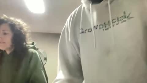 KC420Couple online show from 3, 4, 2026