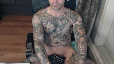 Snapshot of 420randomguy chatting on 28, 9, 2025 Anomander Rake online show from 28, 9, 2025