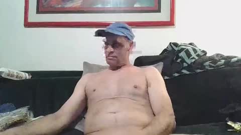 Snapshot of 4nuf chatting on 24, 12, 2024 4nuf online show from 24, 12, 2024