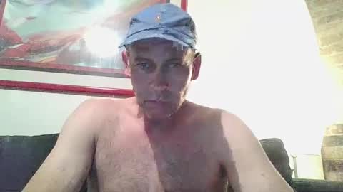 Snapshot of 4nuf chatting on 2, 1, 2025 4nuf online show from 2, 1, 2025