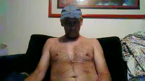 Snapshot of 4nuf chatting on 12, 10, 2025 4nuf online show from 12, 10, 2025