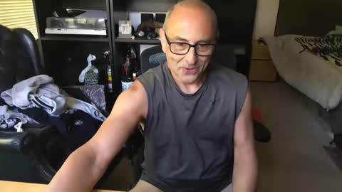 daddy vegas  for single women and couples here online show from 21, 2, 2026